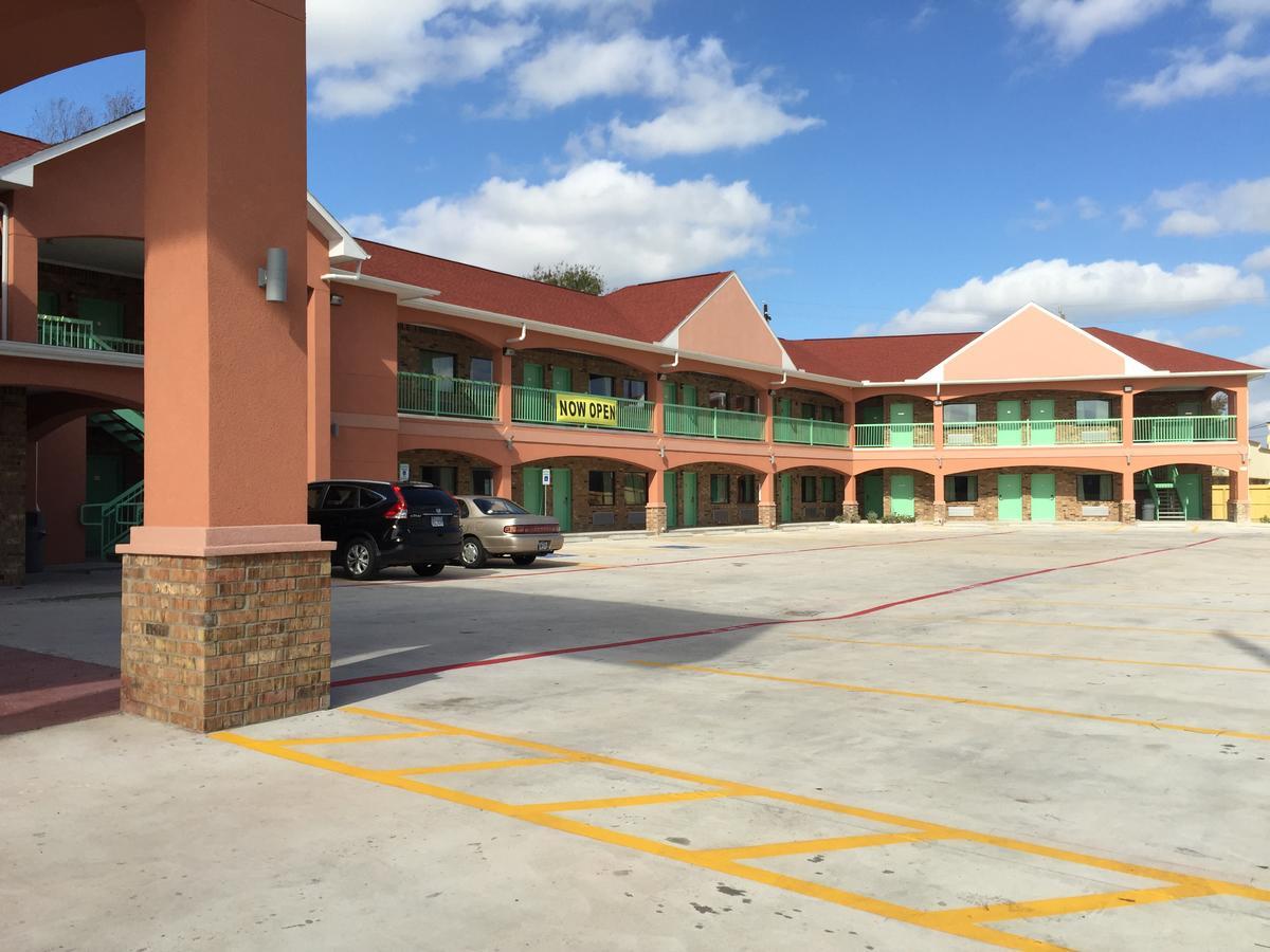 Classic Inn & Suites Humble Exteriér fotografie